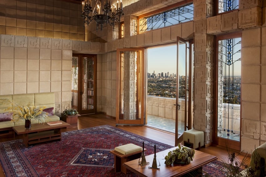 ENNIS-House-Living-Room-LA
